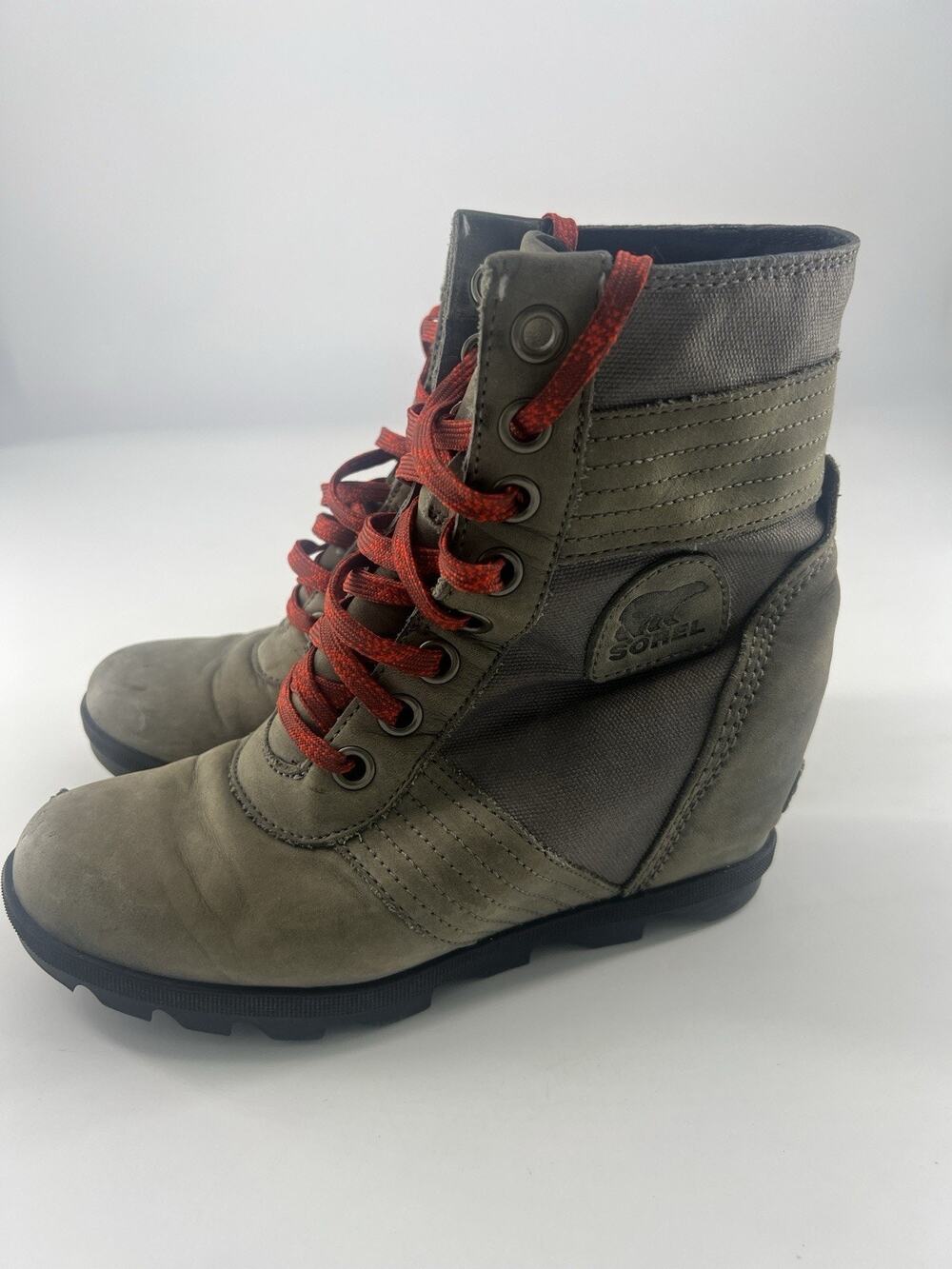 Sorel Lexie Wedge Boots Womens Size 8.5 Gray Winter Comfy Preppy Luxury Ankle